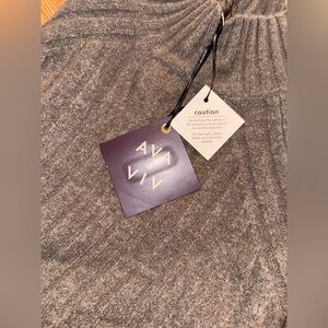 Women’s XXL brown AVA VIV fashion sweater
